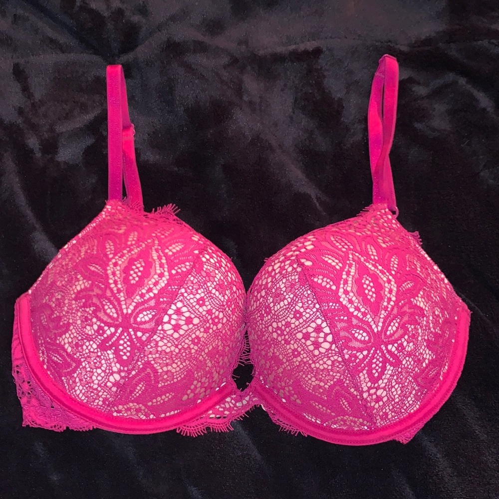 Victorias Secret Bombshell Plunge Bra